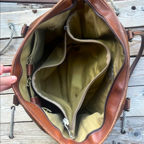 Vintage L.L. Bean Brown Leather Tote Bag – Style #0YV37 - Picture 13 of 16